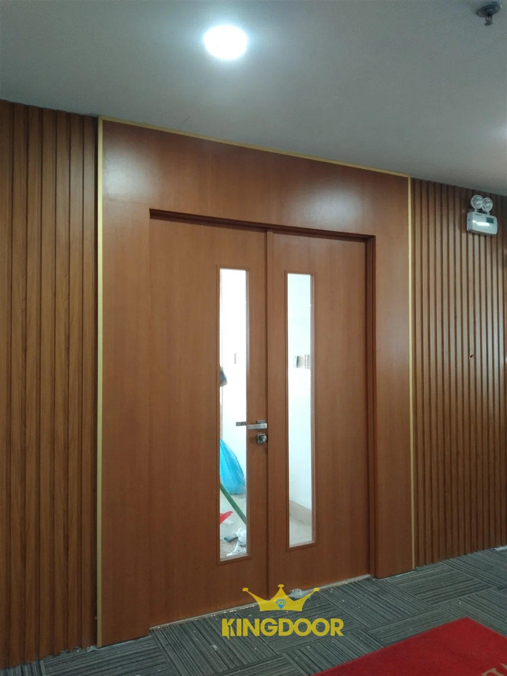 Nâng Tầm Không Gian Sống Với Cửa Gỗ Công Nghiệp MDF